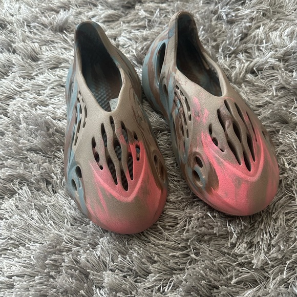 Yeezy foam Runner - Picture 6 of 10